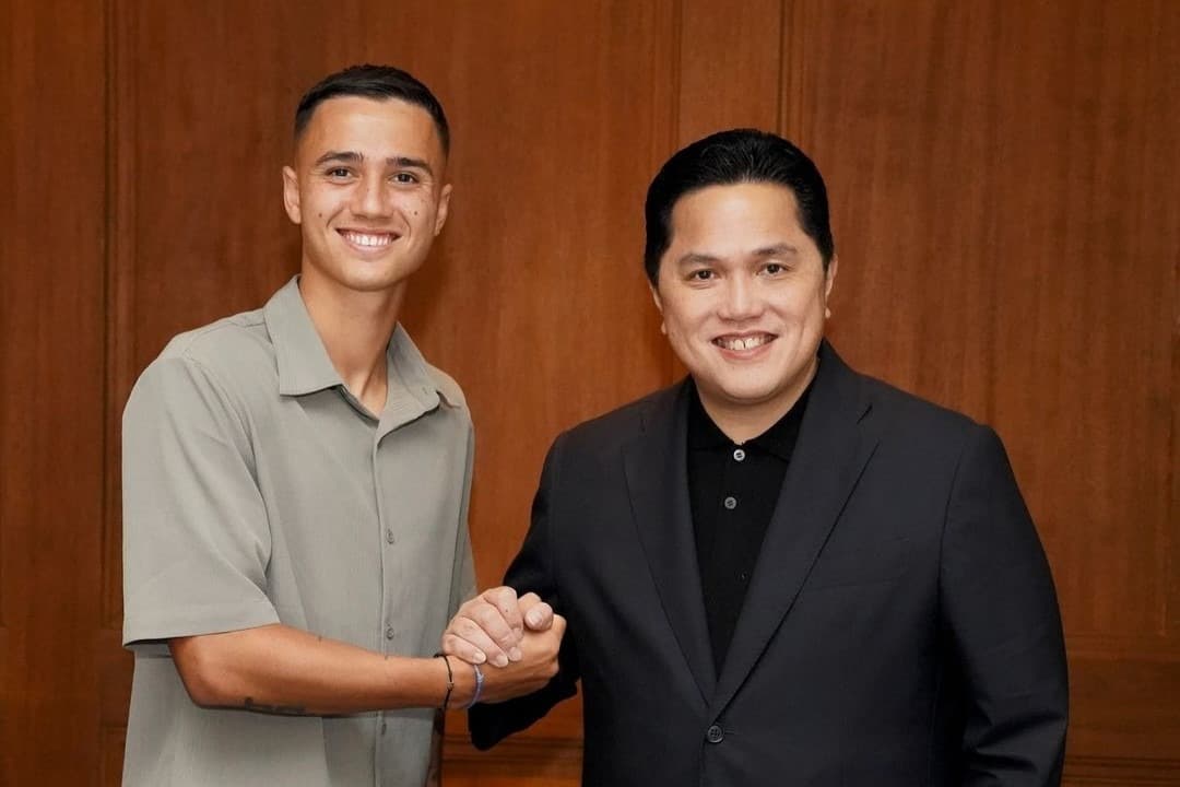 Erick Thohir Beri Kode Bakal Naturalisasi Mees Hilgers dan Eliano Reijnders