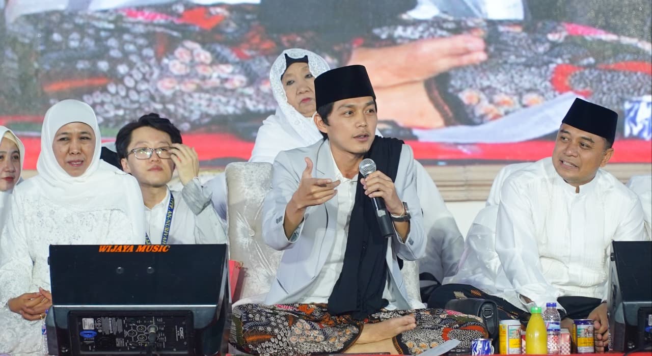 Gus Iqdam Doakan Khofifah dan Eri Cahyadi Terpilih Kembali Melanjutkan Periode Kedua