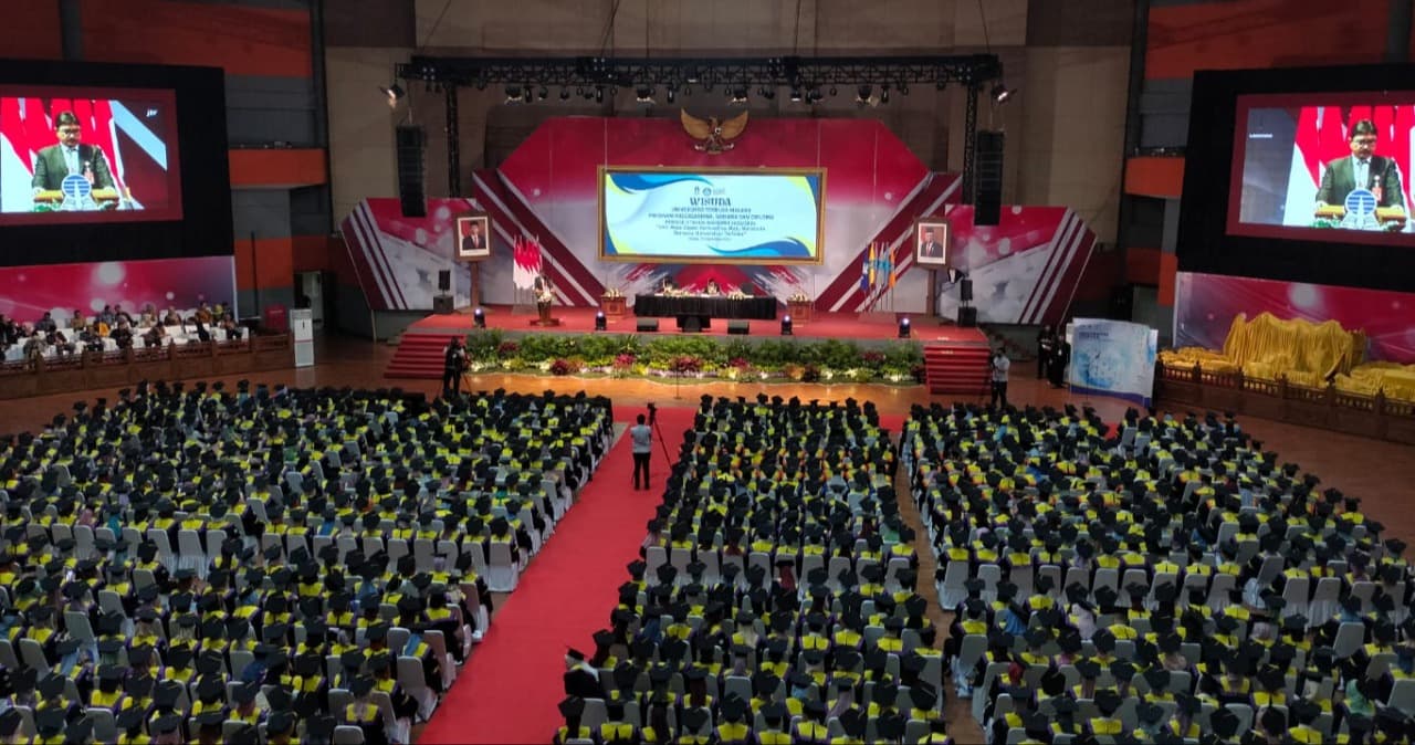 Universitas Terbuka Malang Mewisuda 1.230 Mahasiswa, 90 Persen Sudah Bekerja