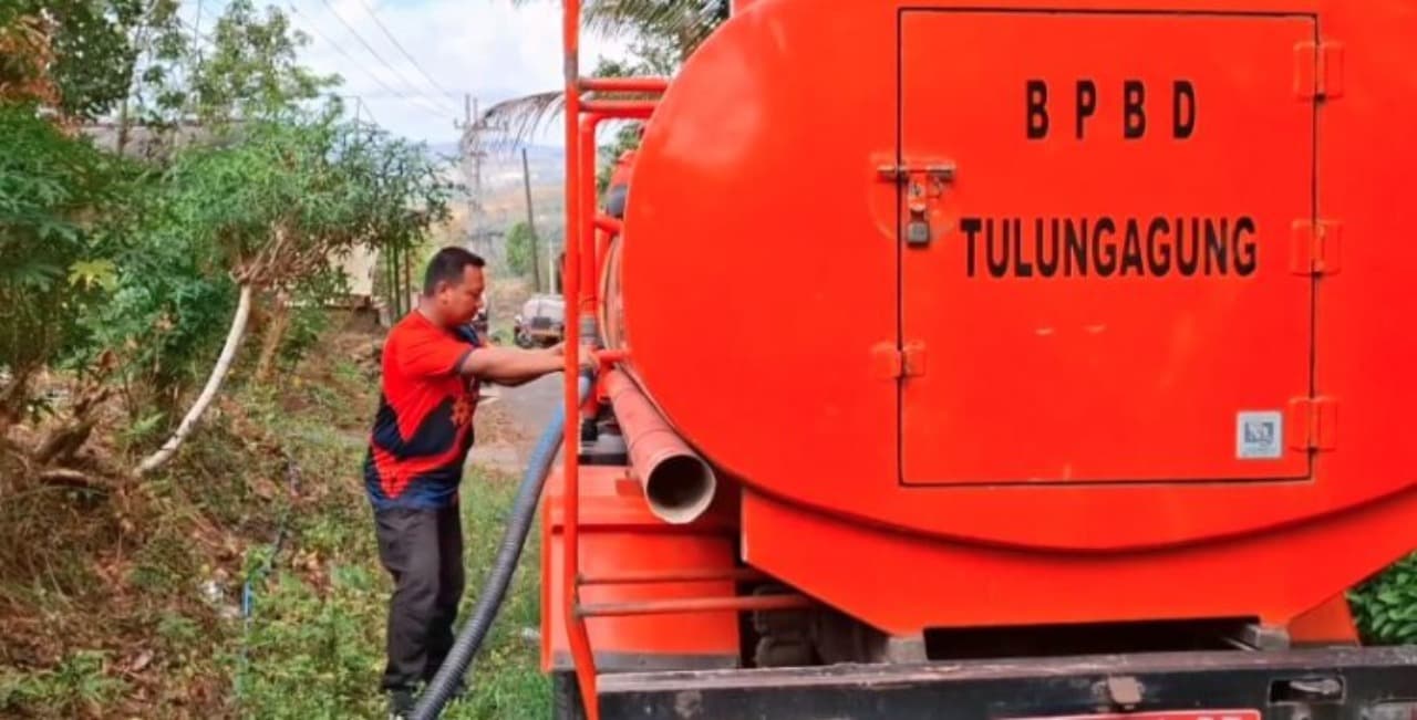 13 Desa Alami Krisis Air Bersih, BPBD Tulungagung Kirimkan 20 Ribu Liter Air Bersih Per Hari