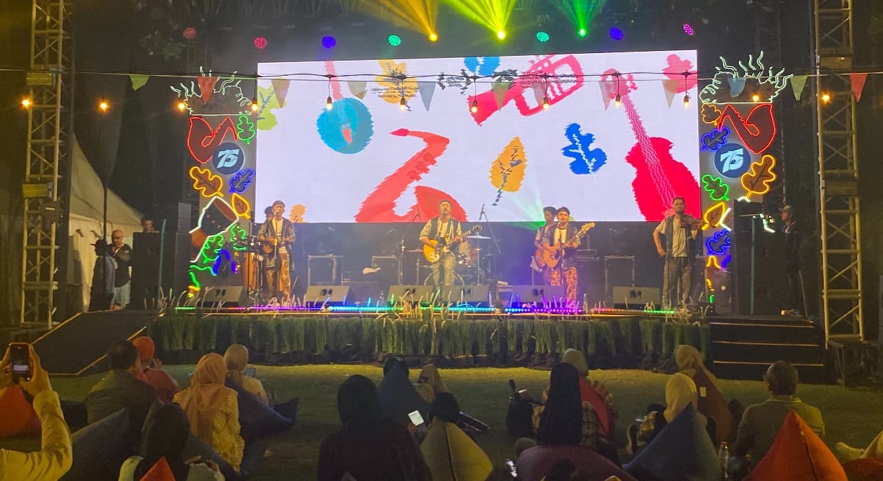 Klantink Suguhkan Cita Rasa Musik Tradisional di Gig on the Green