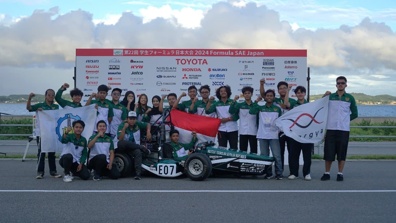 Tim Anargya ITS Pertahankan Gelar Juara di FSAE Japan 2024