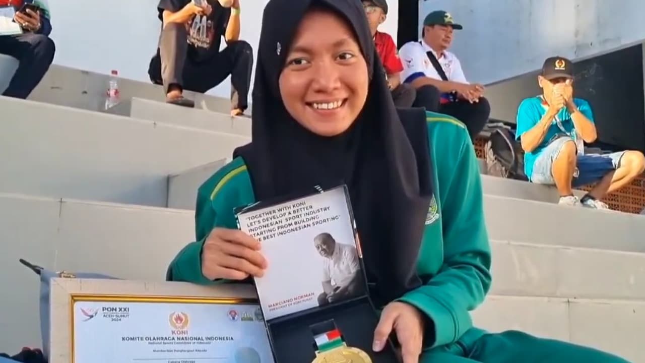 Adinda Larasati Tambah Koleksi Emas di PON Aceh-Sumut 2024, Dominasi Nomor 100 Meter Gaya Kupu-Kupu