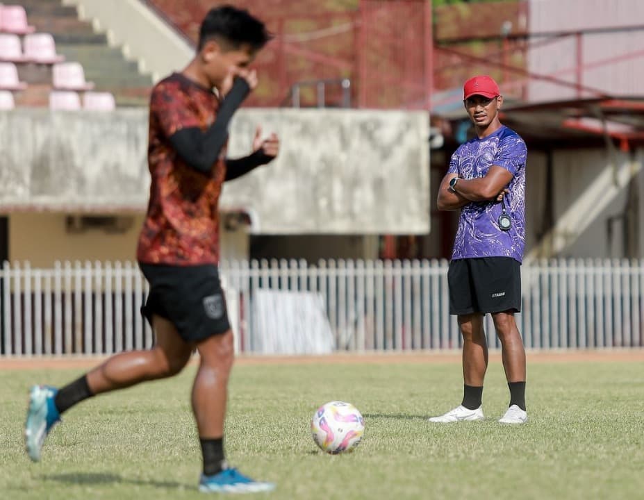 Hadapi Persipura, Pelatih Persela Pastikan Tidak Ada Pemain yang Cedera