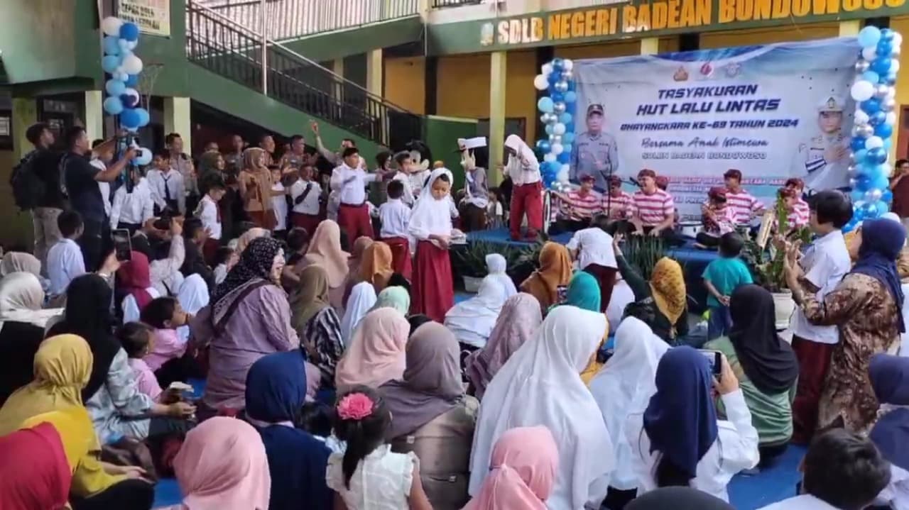 Unik dan Spesial, Polisi Bondowoso Rayakan HUT Lantas Bersama Anak Berkebutuhan Khusus