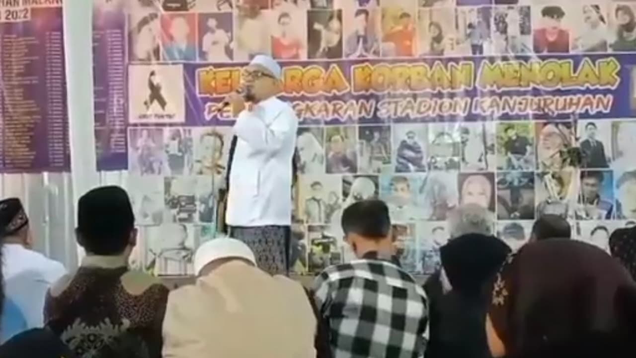 Dua Tahun Tragedi Kanjuruhan, Gate 13 Jadi Saksi Doa dan Harapan Keadilan