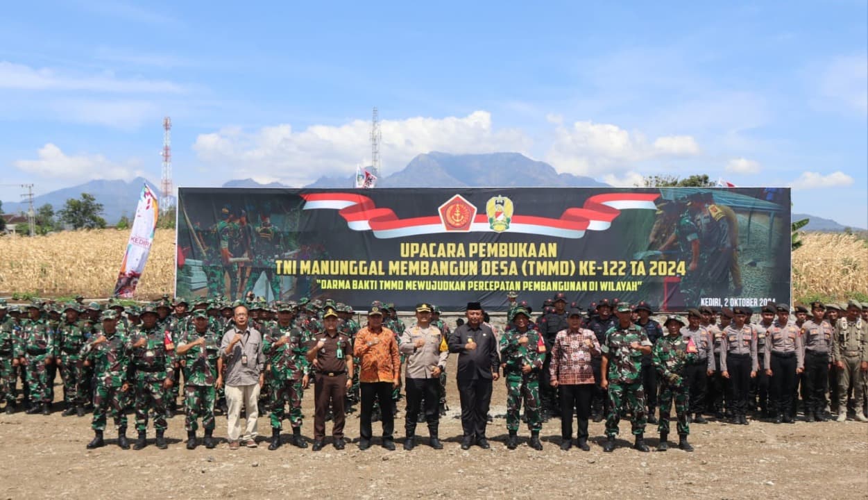 TMMD ke-122 Resmi Dibuka Di Desa Pagung Kecamatan Semen Kabupaten Kediri