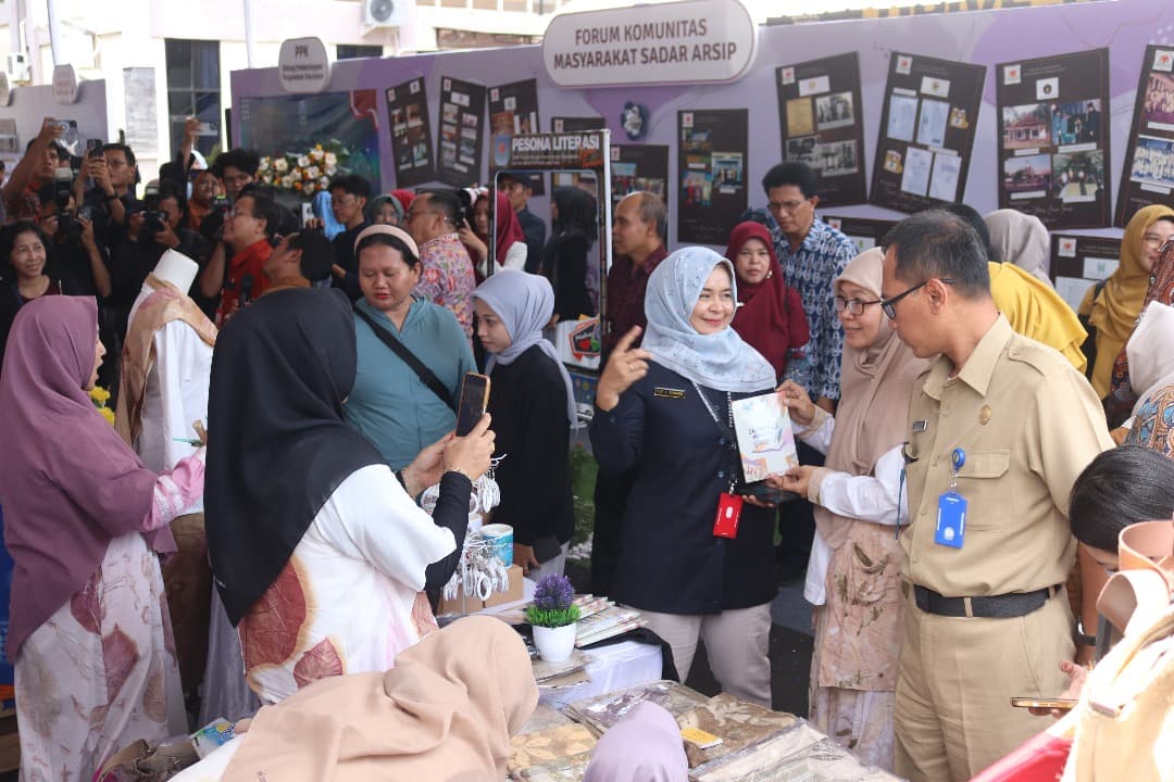 Meriahnya Puncak Acara Gebyar Literasi Disperpusip Jatim, Gaet Masyarakat Peduli Literasi