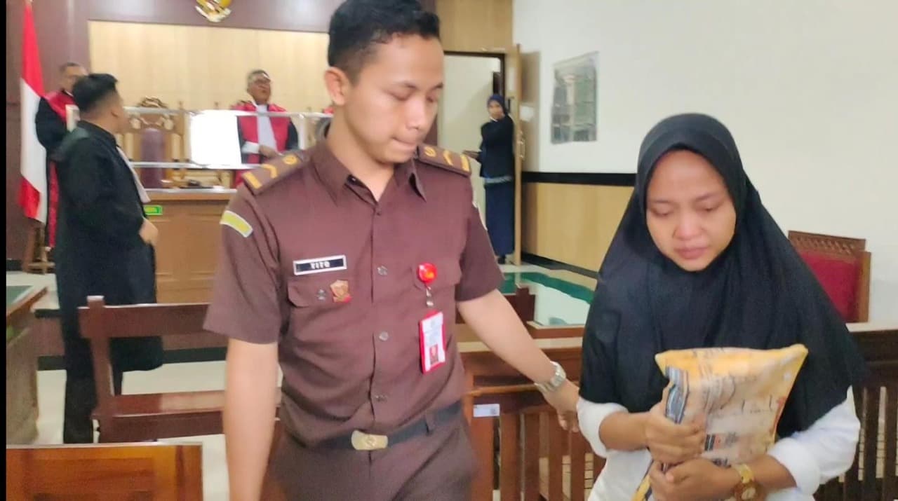 Terdakwa Penipuan Haji Furoda di Gresik Dituntut 4 Tahun Penjara