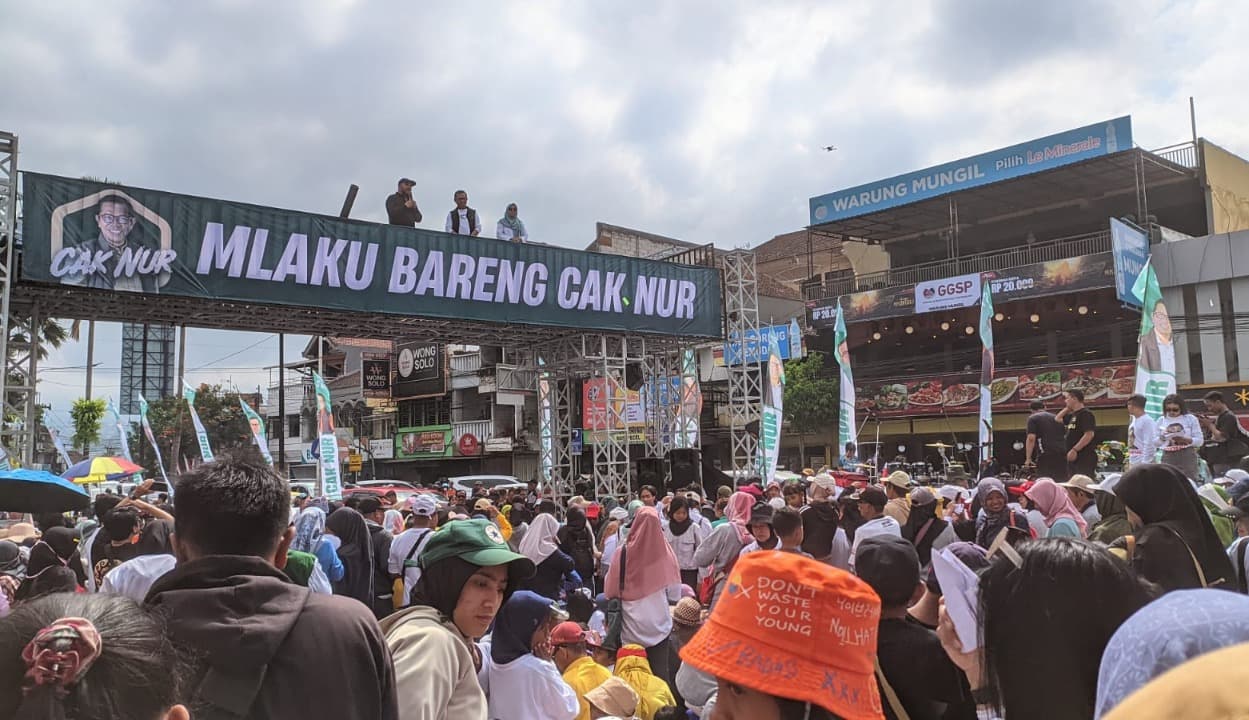 Yel-yel 'Ora Ori, Ora Oyi' Bergema di Kampanye Cawali Kota Batu Cak Nur-Mas Heli