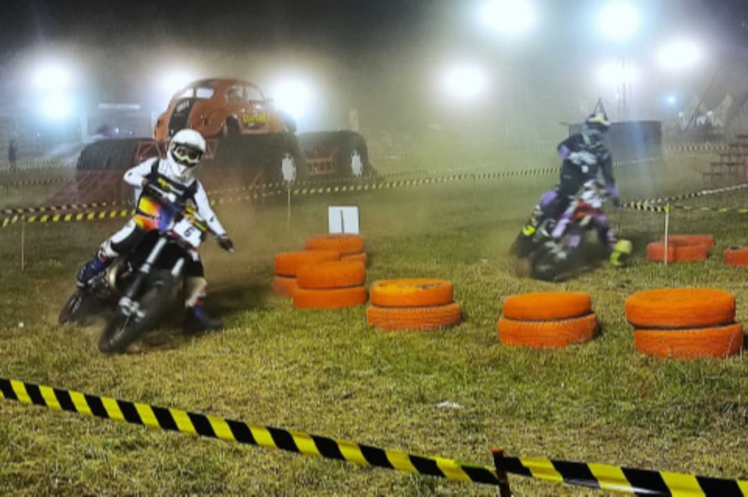 Puluhan Crosser Adu Kecepatan di Seri Terakhir Trial Game Dirt 2024 Malang