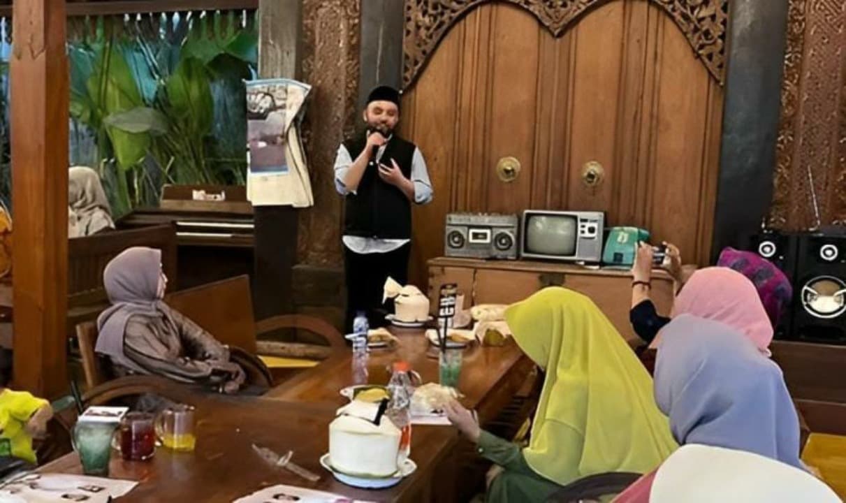 Paslon Nurochman-Heli Bakal Naikkan 10 Kali Lipat Insentif Kader Lansia di Kota Batu