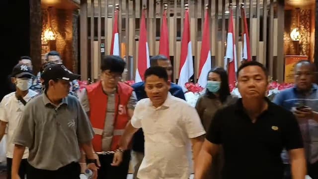 Ditangkap di Rumahnya, Ronald Tannur Pasrah Digiring ke Kejati