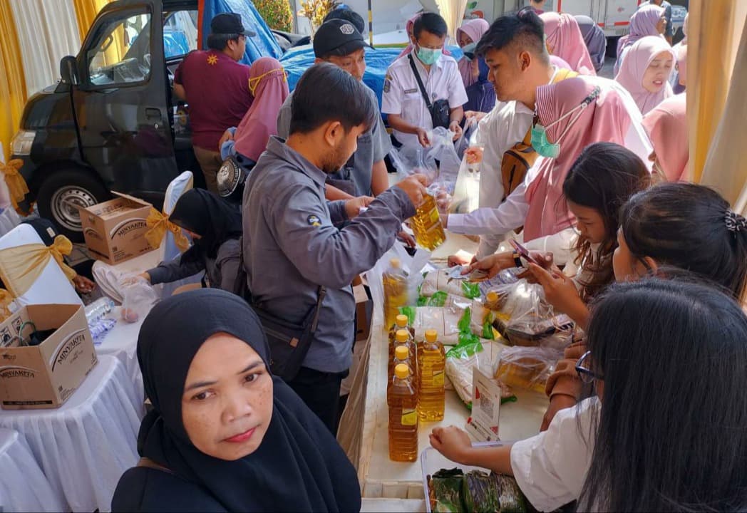 Peringati HKN ke-79, RSUD Karsa Husada Batu Gelar Pasar Murah