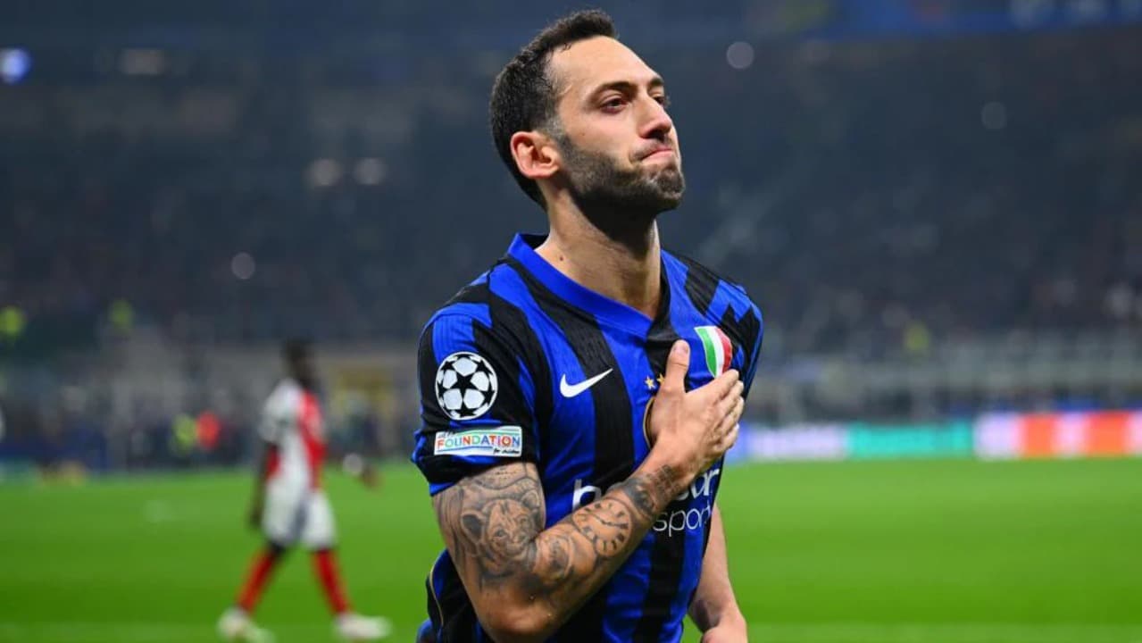 Hasil Liga Champions - Gol Tunggal Hakan Calhanoglu Bawa Inter Milan Bekuk Arsenal