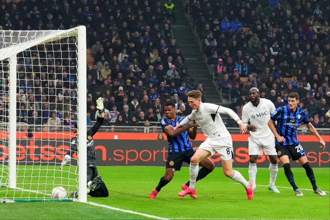 Hasil Liga Italia Pekan 12 2024/2025 - Inter Milan vs Napoli Seri, Persaingan Juara Kian Ketat