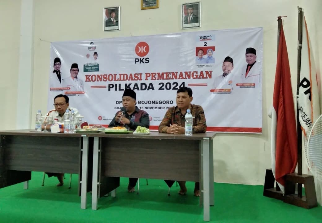 Kang Irwan Solidkan Kader Menangkan Khofifah-Emil, Lindra-Joko, dan Wahono-Nurul