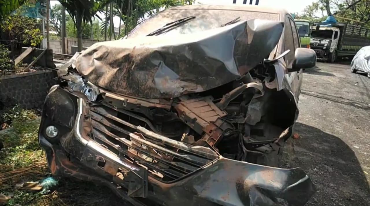 Kecelakaan Beruntun di Pasuruan, Dua Orang Dilarikan ke Rumah Sakit