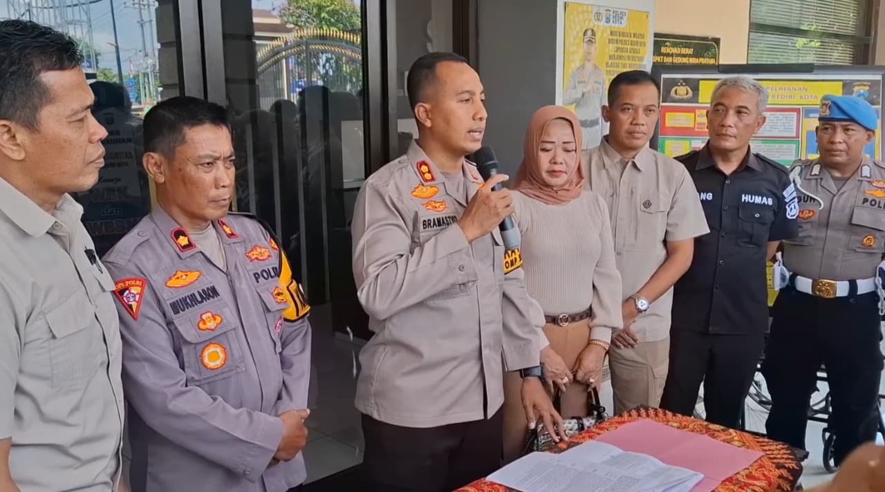 Pengendara Motor yang Tantang Polisi di Kediri Ternyata Alami Depresi, Ibu Pelaku Minta Maaf