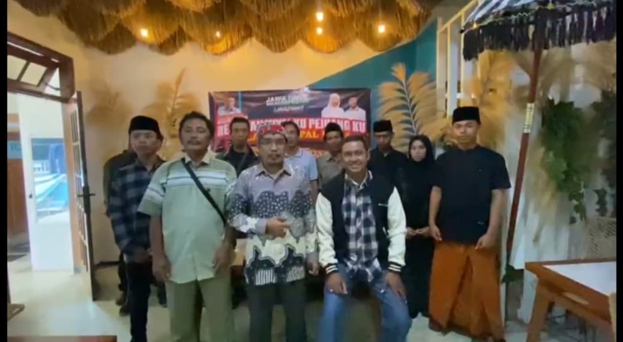 Relawan Kiaiku untuk Risma-Gus Hans Membelot Dukung Khofifah-Emil