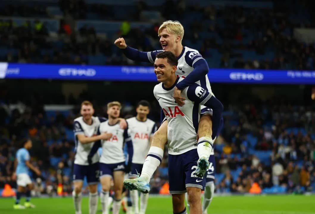 Hasil Liga Inggris - Manchester City Dipermalukan Tottenham, Arsenal-Chelsea Mendekat