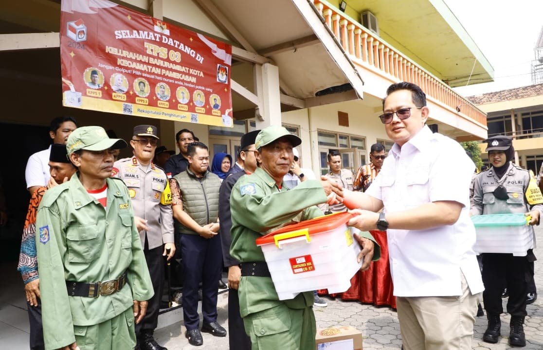 Pj Gubernur Jatim Pastikan Jatim Siap Gelar Pilkada Serentak 2024