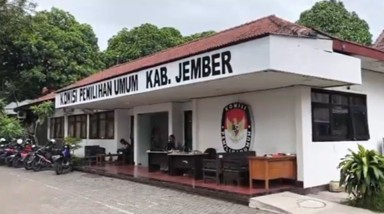 Rekapitulasi Suara Pilkada Jember Dimulai, KPU Pastikan Tidak Ada Masalah di TPS