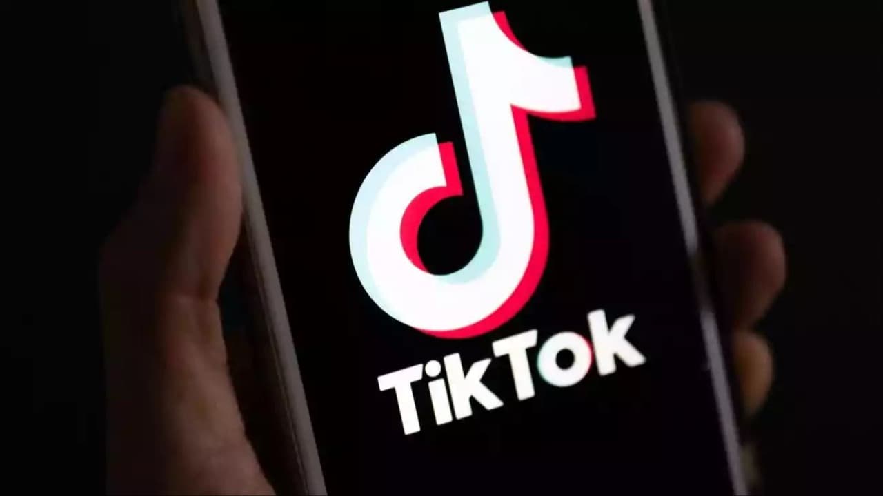 Kecanduan TikTok: Dampaknya pada Otak dan Produktivitas