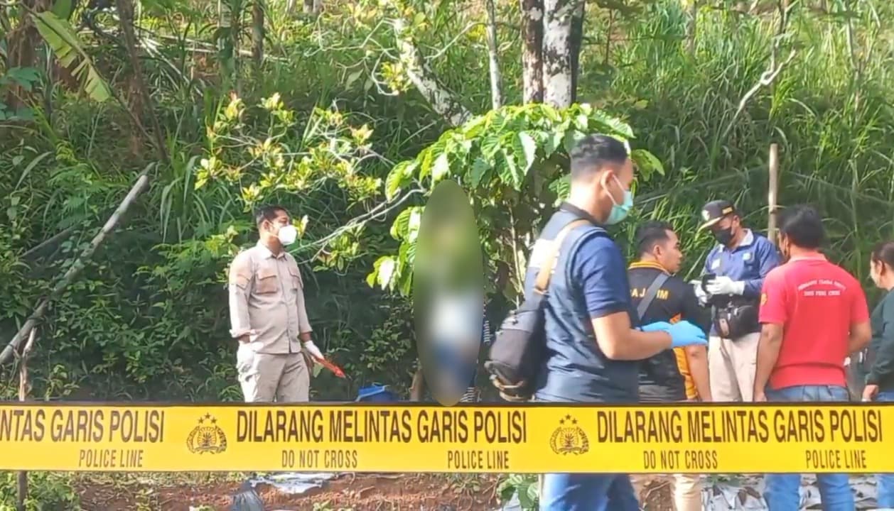 Diduga Depresi, Nenek 62 Tahun di Desa Kare Madiun Gantung Diri