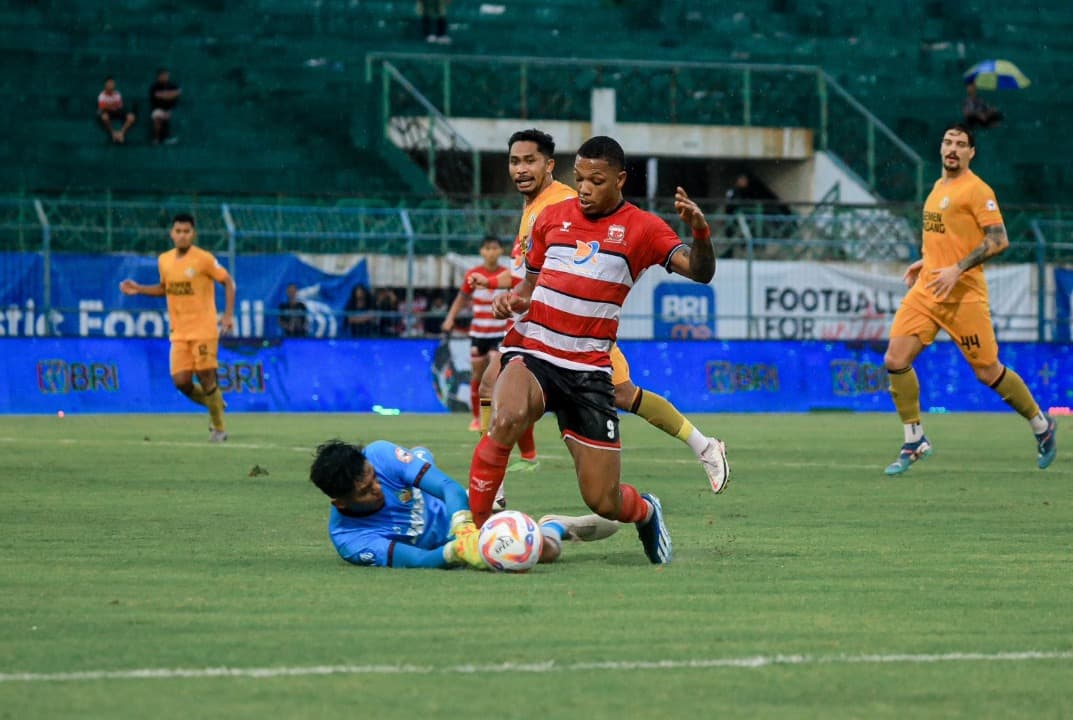 Ditaklukkan Semen Padang, Madura United Jadi Juru Kunci Klasemen