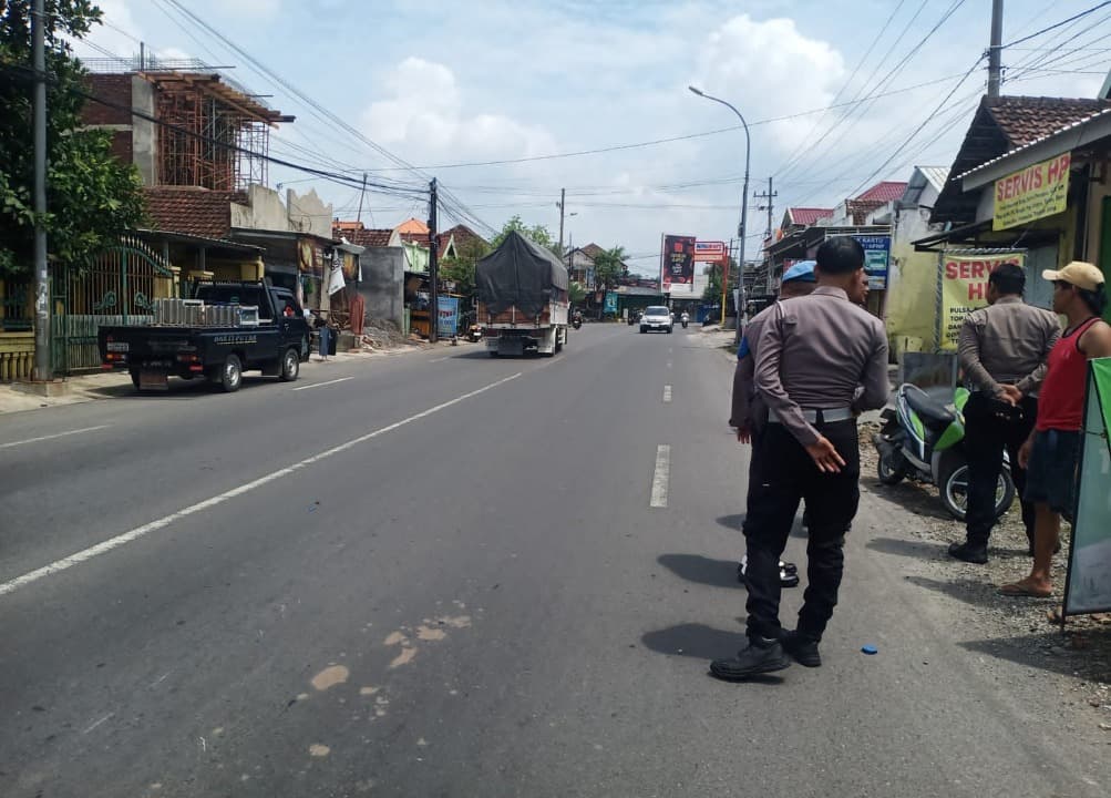 Pulang Sekolah, Siswa SMA di Mojokerto Tewas Ditabrak Pickup