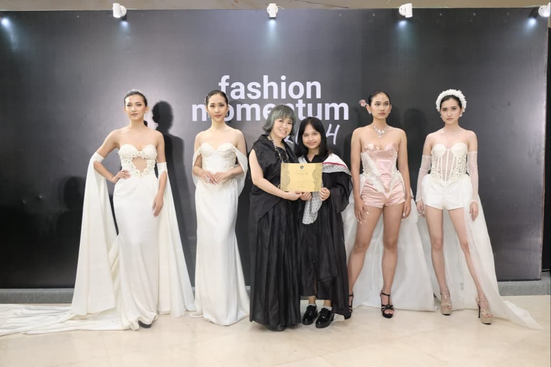 PISON AFF Gelar Graduation Show, Tampilkan Karya 16 Desainer Lulusannya