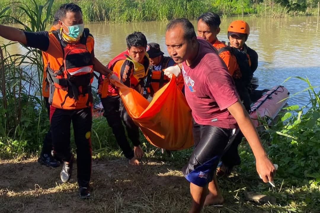 Pelajar SMK 2 Lamongan Tenggelam di Sungai Tanjung Ditemukan Tewas