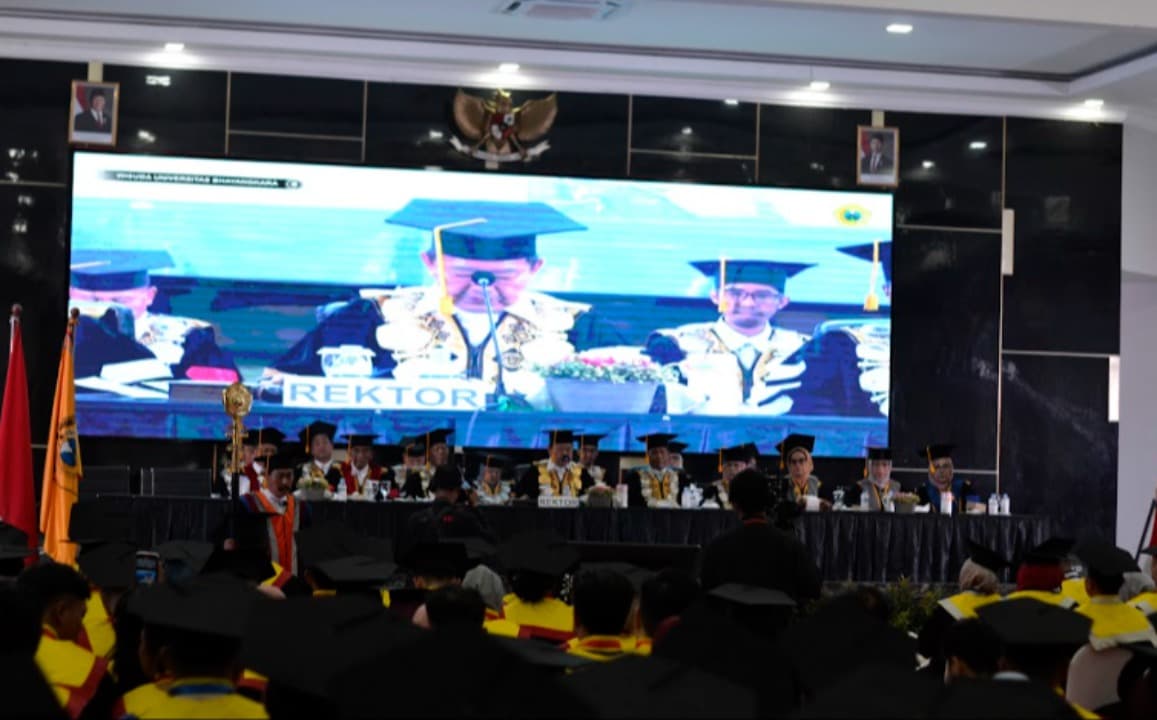 Ubhara Surabaya Gelar Wisuda, Momentum Kontribusi untuk Bangsa