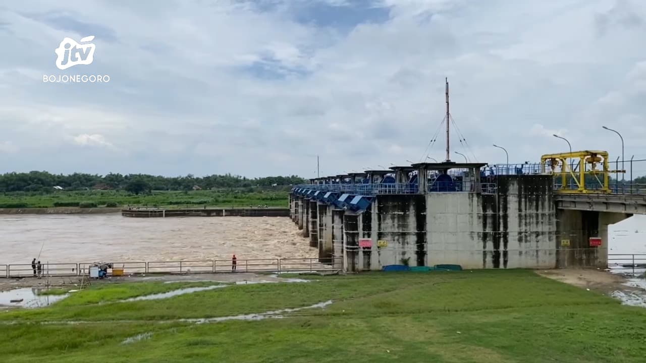 9 Pintu Bendungan Gerak Bojonegoro Dibuka Untuk Antisipasi Banjir