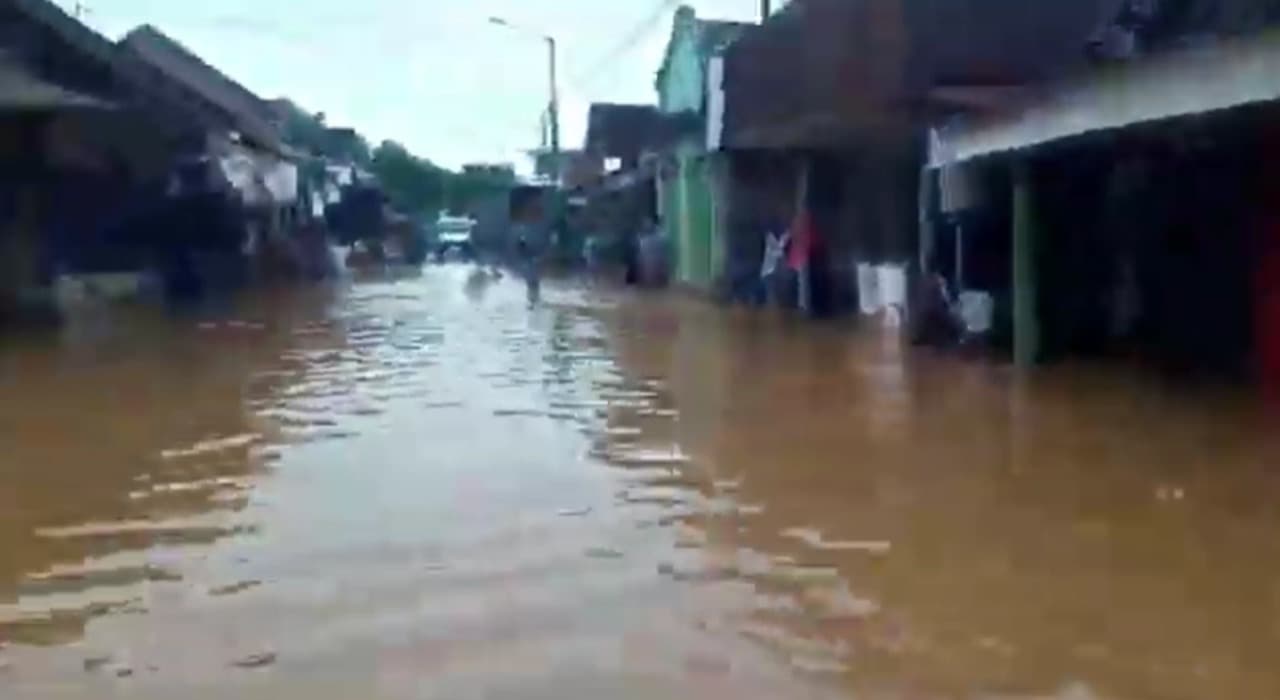 Ratusan Rumah di Kecamatan Tempurejo Jember Terendam Banjir