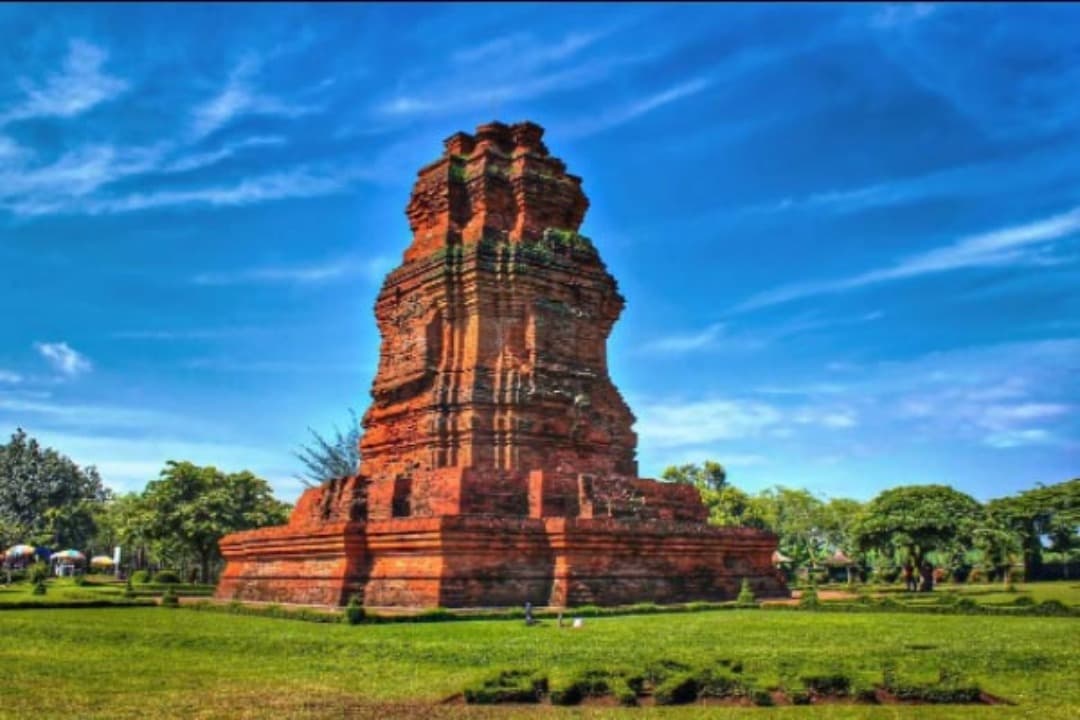 Mengenal 6 Candi Peninggalan Kerajaan Majapahit di Trowulan Mojokerto