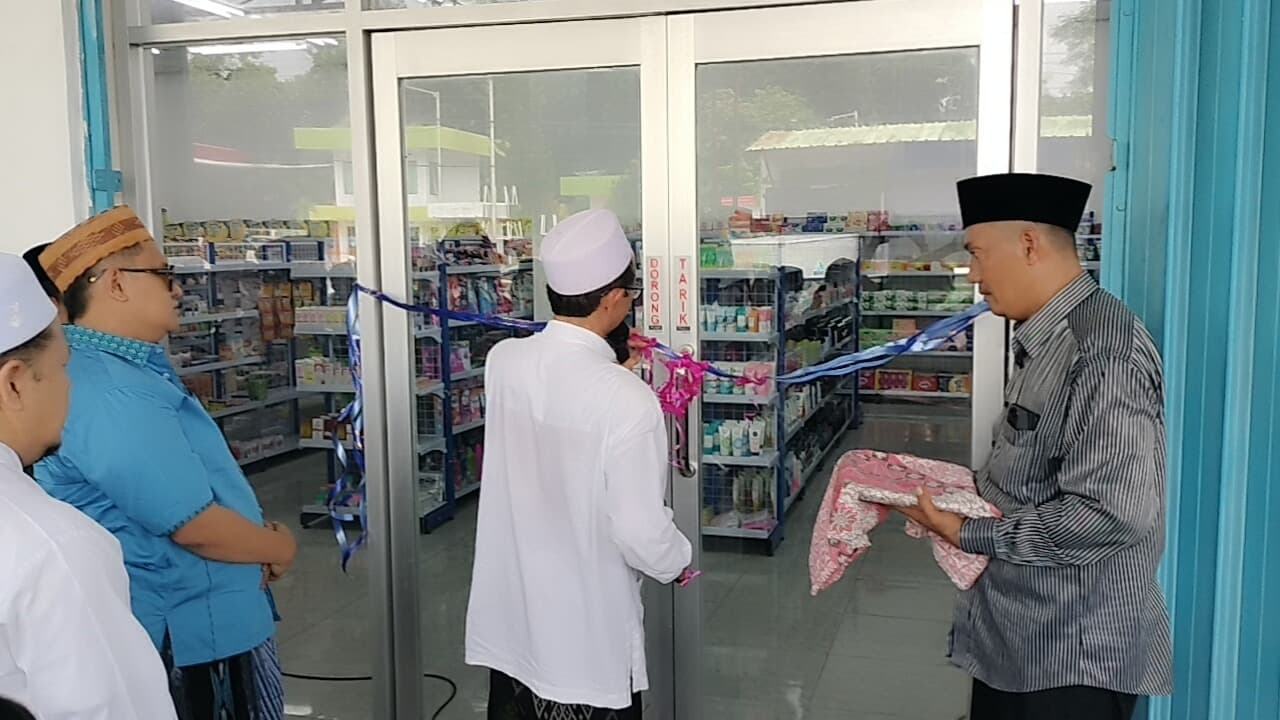 Dukung Pemberdayaan Ekonomi, Kafa Mart Milik Alumni Ponpes Al Falah Sumber Gayam Resmi Beroperasi