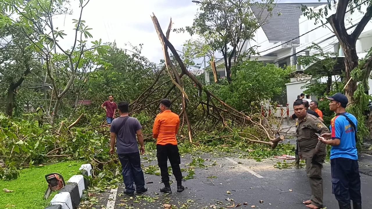 Waspada! Cuaca Ekstrem Bakal Terjadi di Surabaya Hingga 10 Januari