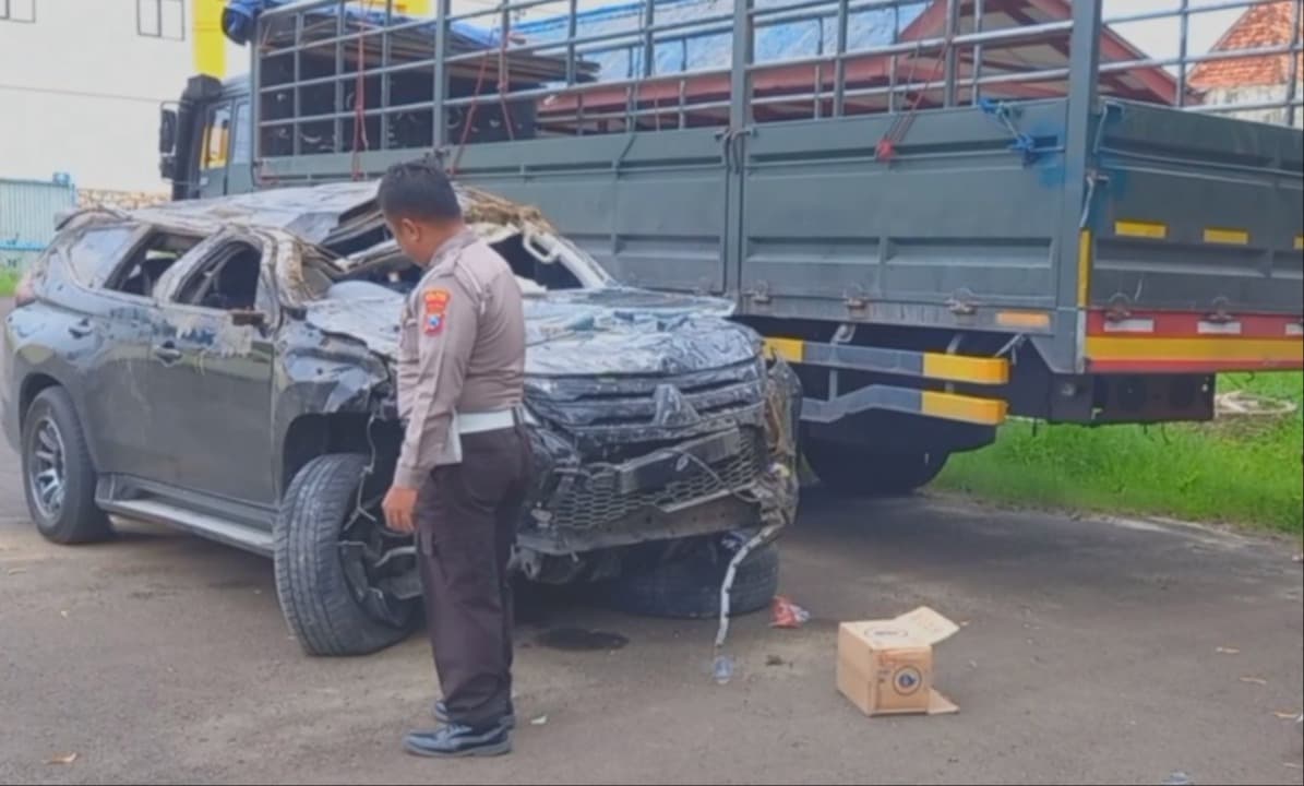 Laka Pajero vs Motor di Pamekasan, Satu Orang Alami Patah Tulang