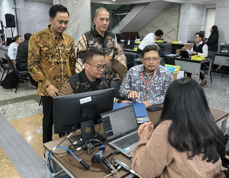 Digugat ke MK, Tim Hukum Khofifah-Emil Siap Kawal 12 Juta Lebih Suara Warga Jatim