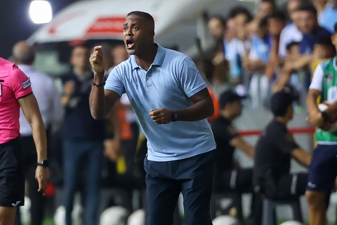 Dirumorkan Gantikan Shin Tae-yong, Begini Rekam Jejak Patrick Kluivert