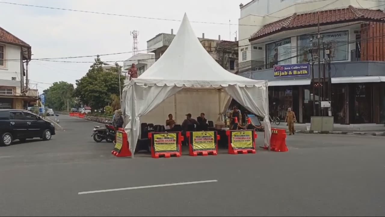 Penataan PKL Jalan Dhoho, Disperdagin Kota Kediri Dirikan Posko Pengaduan