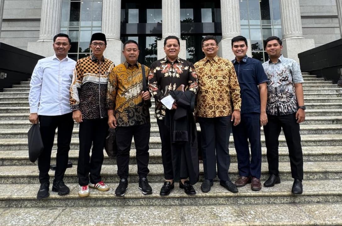 Tim Hukum Khofifah-Emil Bantah Semua Tudingan Risma-Gus Hans