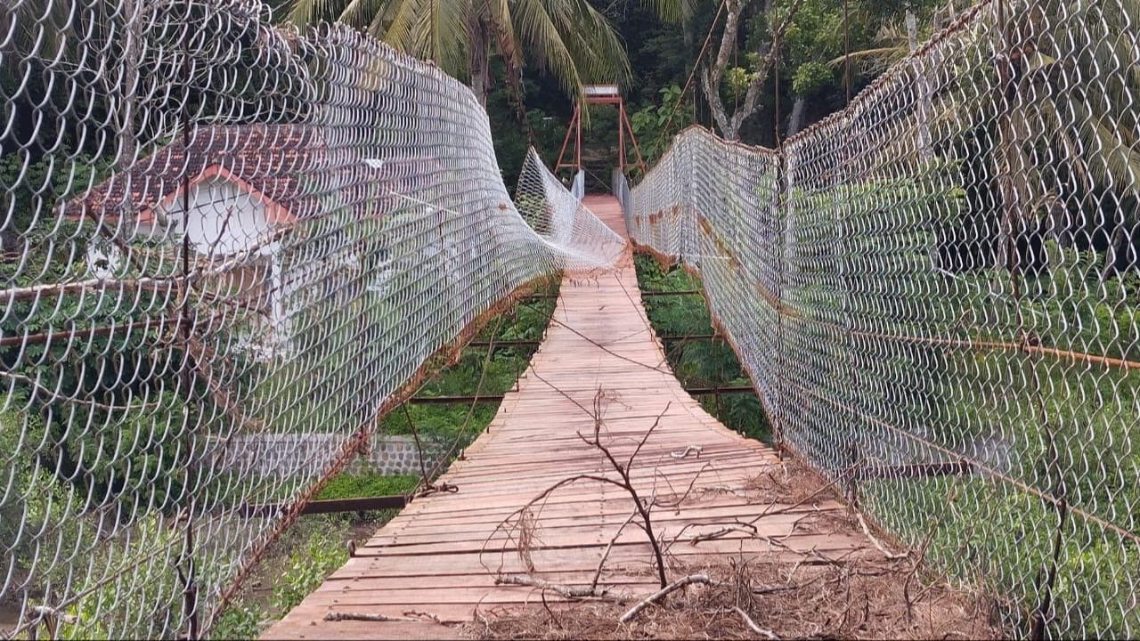 Belum Dipakai, Jembatan Anti Gempa di Pacitan Senilai Rp 200 Juta Rusak