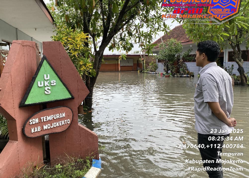 Debit Air Sungai Avour Jombok Naik, Desa Tempuran Mojokerto Kembali Terendam Banjir