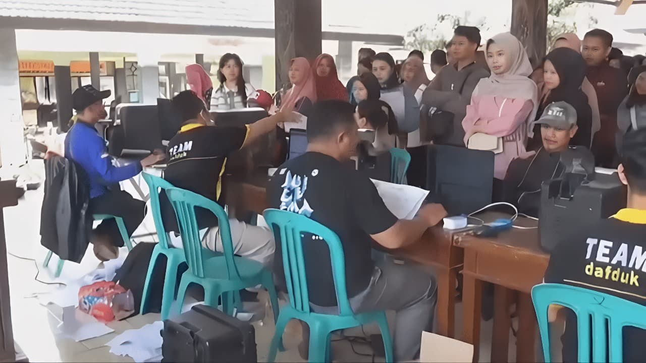 Permudah Cetak KTP, Pemkab Malang Gelar Program Jebol Anduk