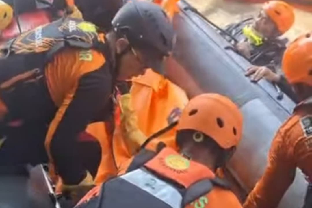 Pelajar Putri SMP Tenggelam di Sungai Jagir Ditemukan Meninggal Dunia