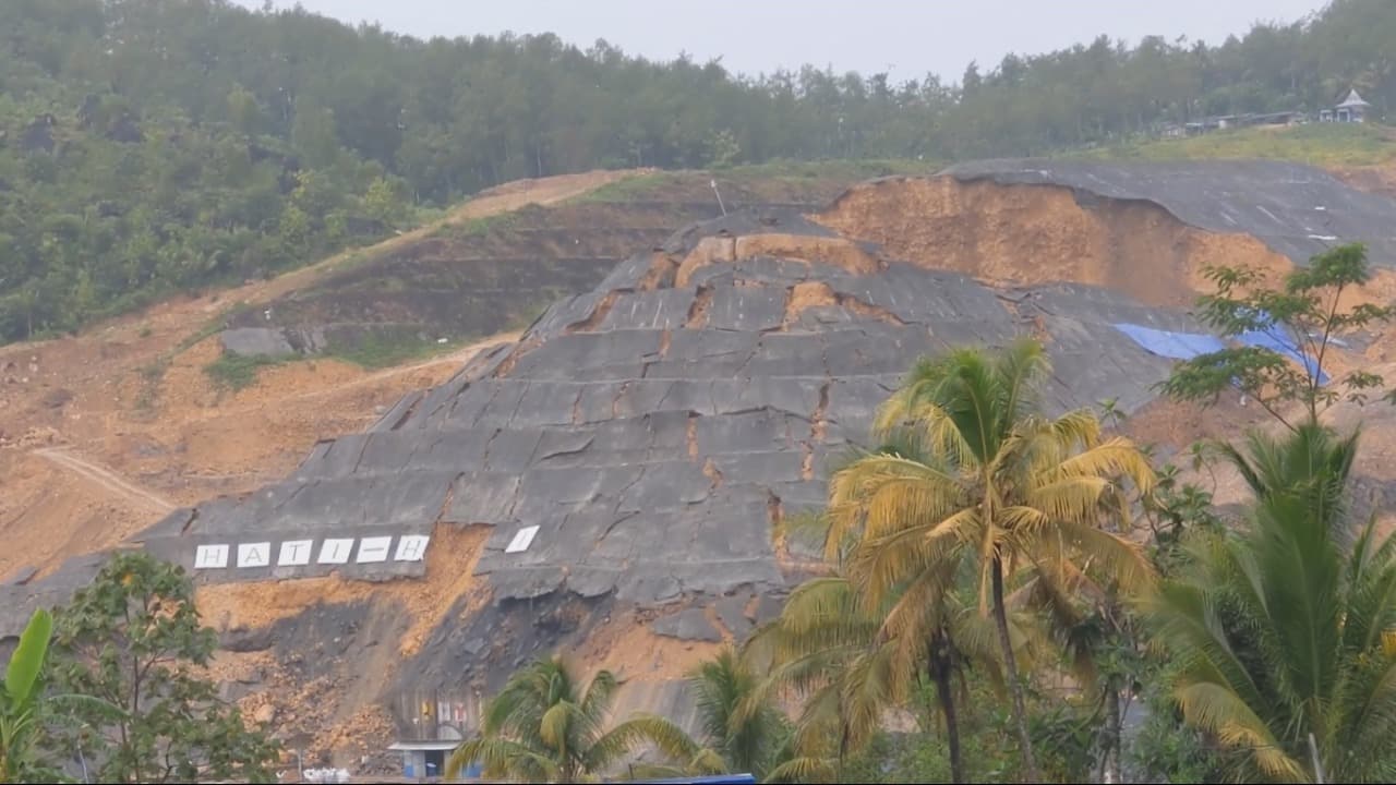 Tebing Proyek Strategis Nasional Bendungan Bagong di Trenggalek Longsor