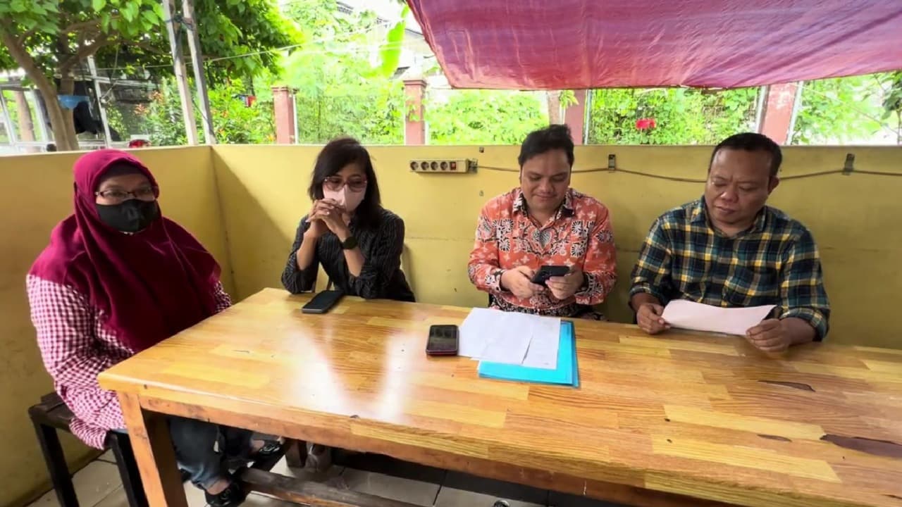 Ibu RT di Surabaya Tertipu Kredit Mobil Pikap Rp 400 Juta